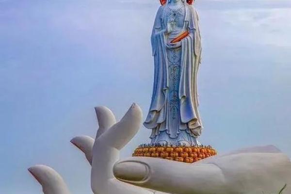 梦见观音菩萨给喝蓝色的水