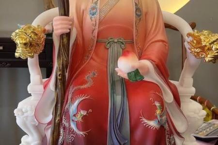 泰山奶奶附人身算命