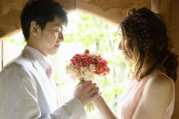八字什么样的男人能让老婆过上好日子