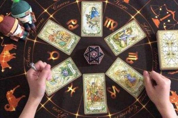 塔罗牌测试，单身贵族的八月桃花运