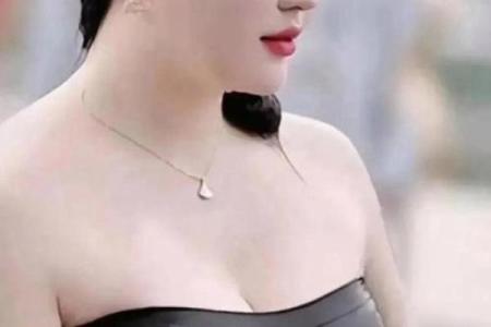 八字奶最美